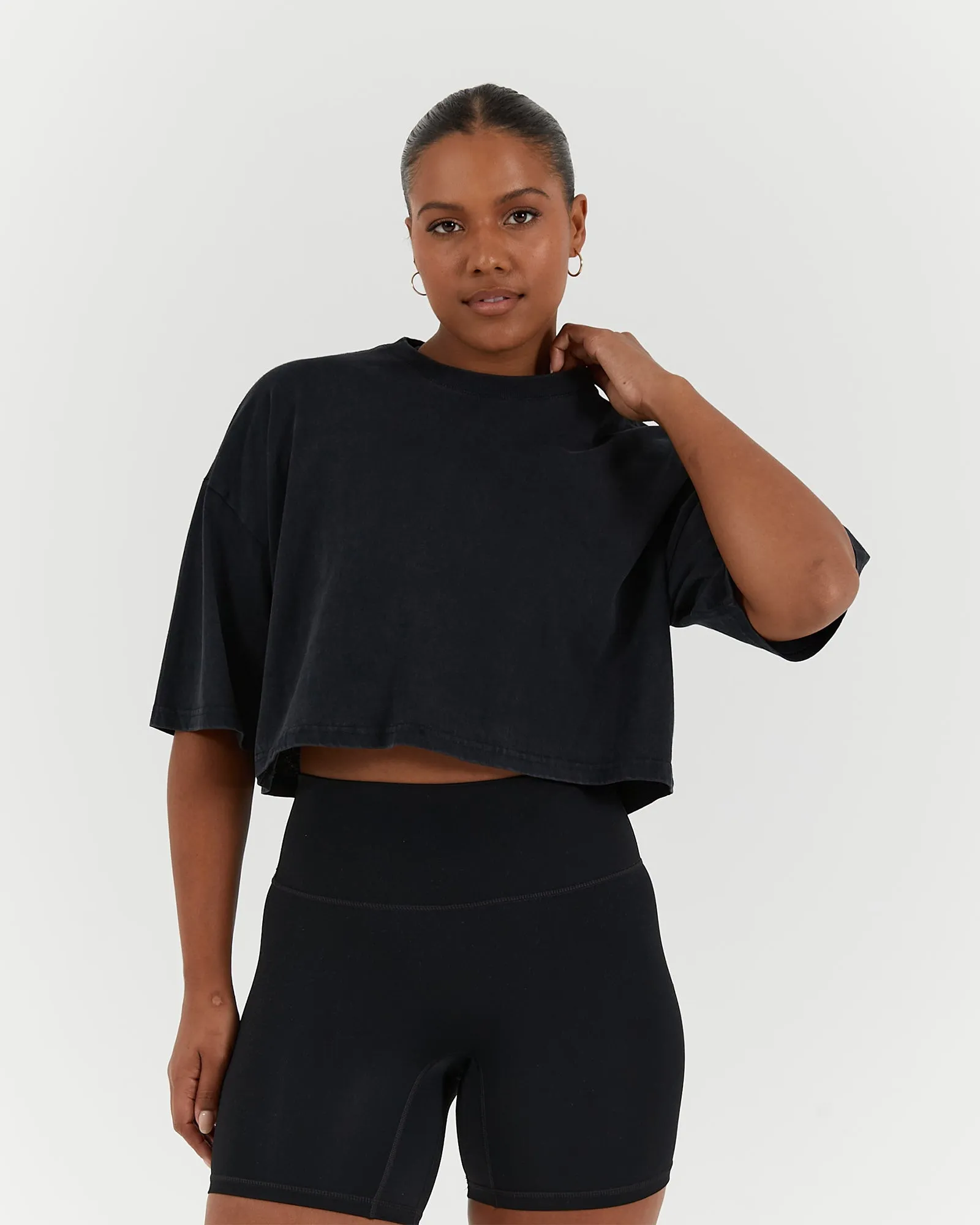 ESSENTIALS CROPPED TEE - FADED BLACK