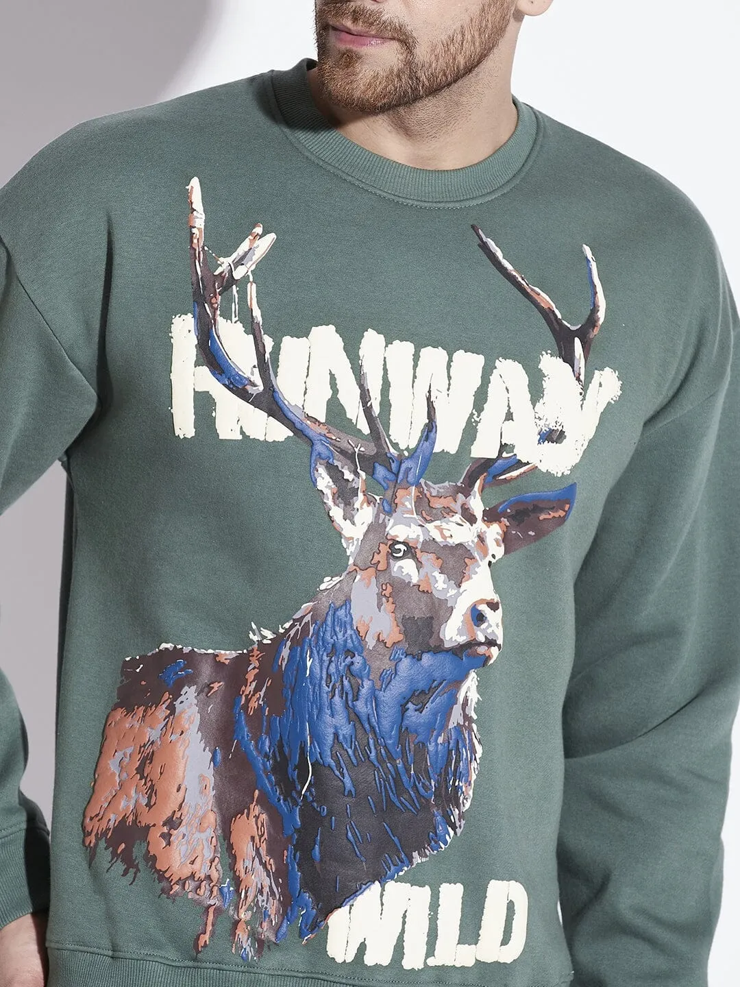 Oversized Highland Green Antelope Graphic Sweatshirt for Maximum Comfort