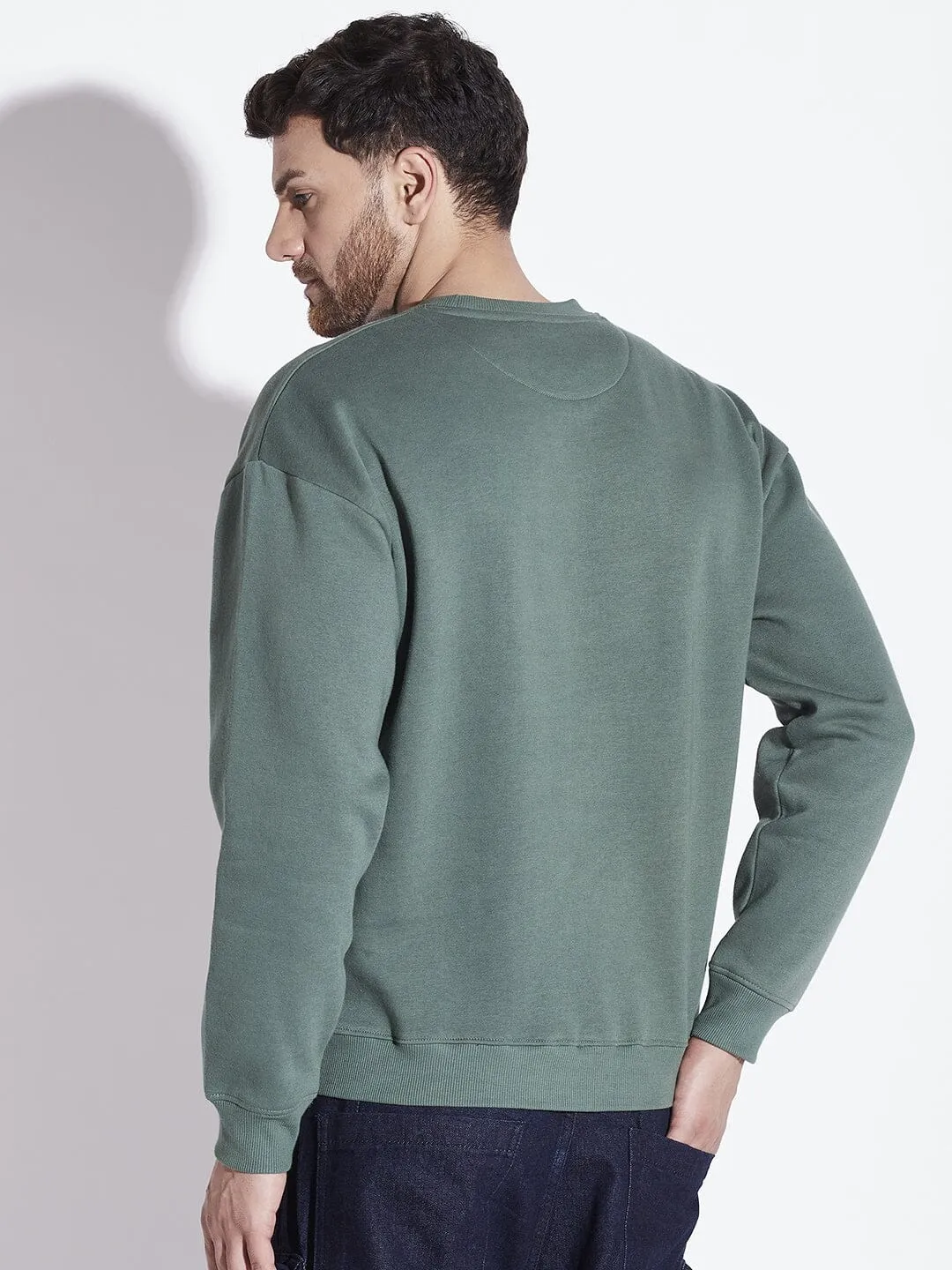 Oversized Highland Green Antelope Graphic Sweatshirt for Maximum Comfort